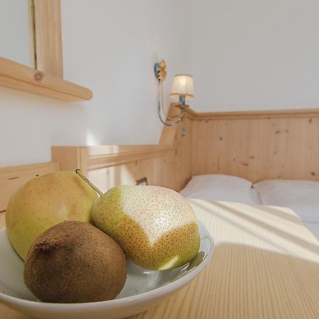 Aparthotel Garni La Dorada à Calfosch Chambre photo