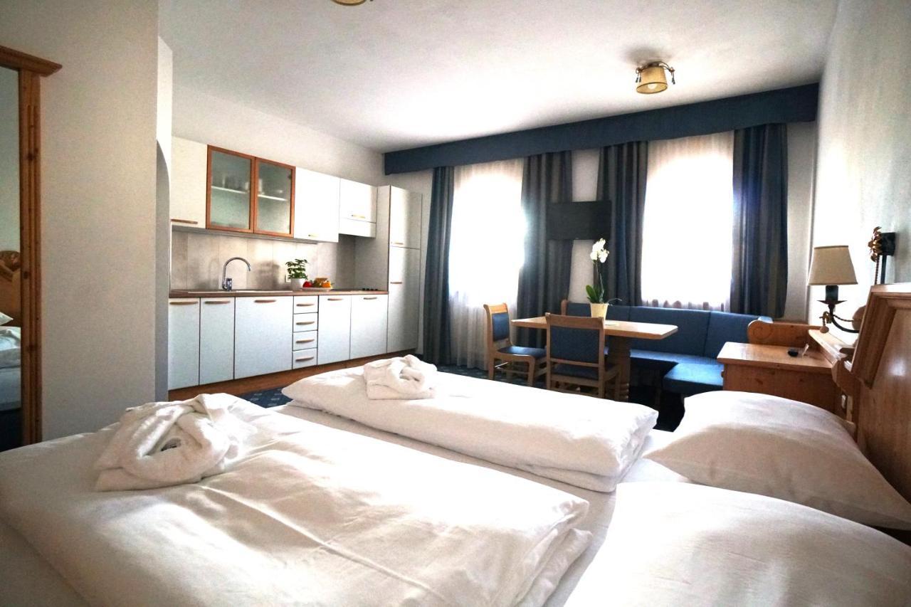 Aparthotel Garni La Dorada à Calfosch Extérieur photo